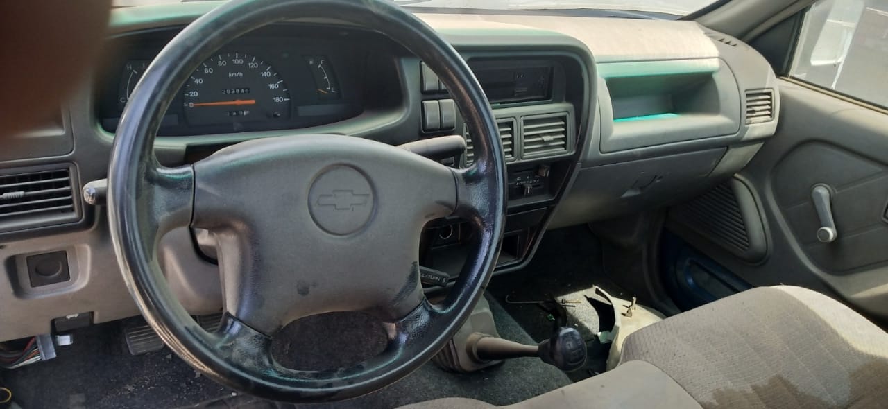 Chevrolet LUV 1998    EN DESARME